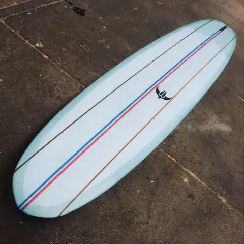 Longboard Classic fabriqué à l'atelier