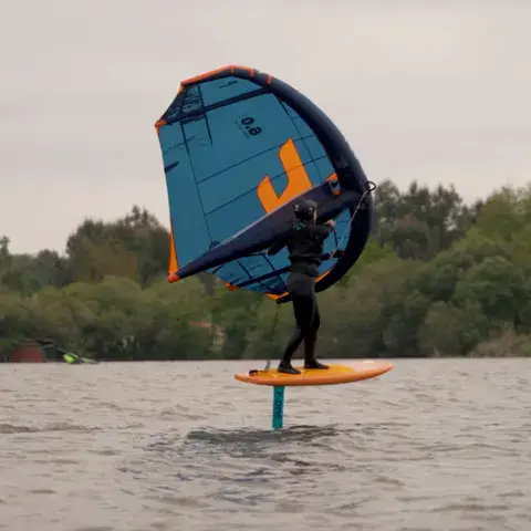 Wingfoil sur le lac de Soustons