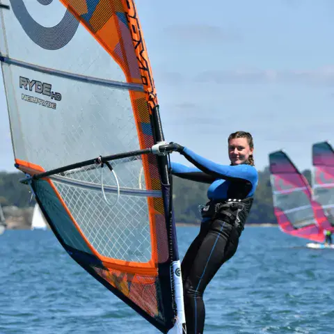 Planche à voile sur la baie de Fouesnant