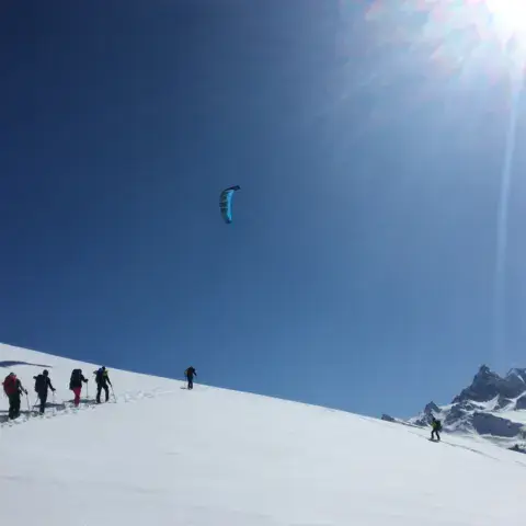 Sortie de rando-kite en montagne
