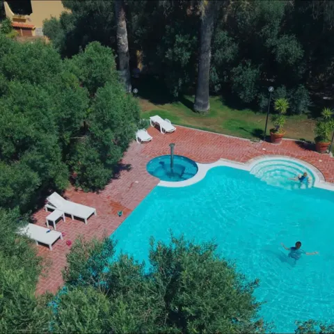 Piscine de la résidence