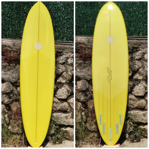 Mid-length jaune, dessus et dessous