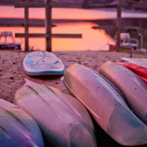 Kayaks de location sur la plage