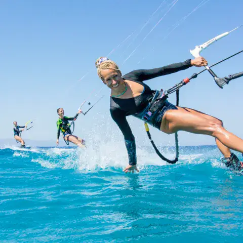 Kitesurfeuse en session
