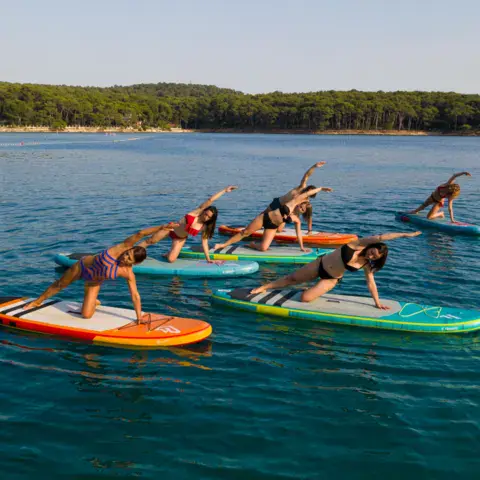 Séance de paddle en groupe