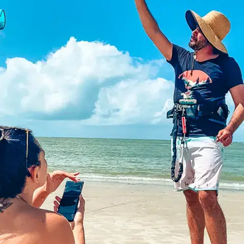 Explications sur la plage avant la leçon