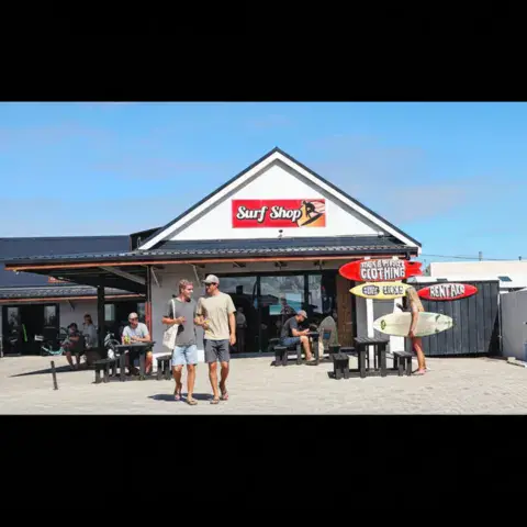 Façade du surf shop