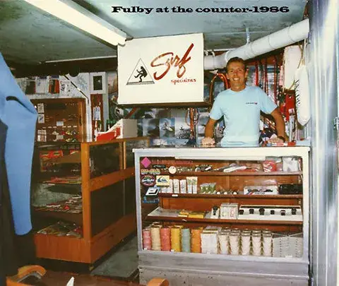 Comptoir du magasin, photo ancienne datée de 1986