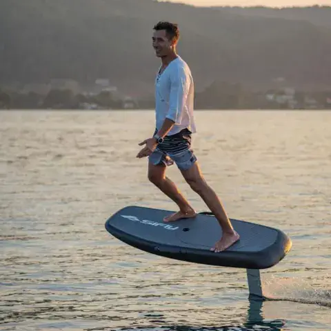 E-foil sur le lac
