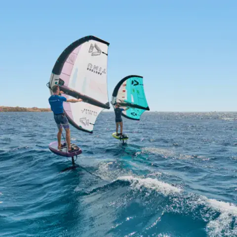 Wing foil sur le lac