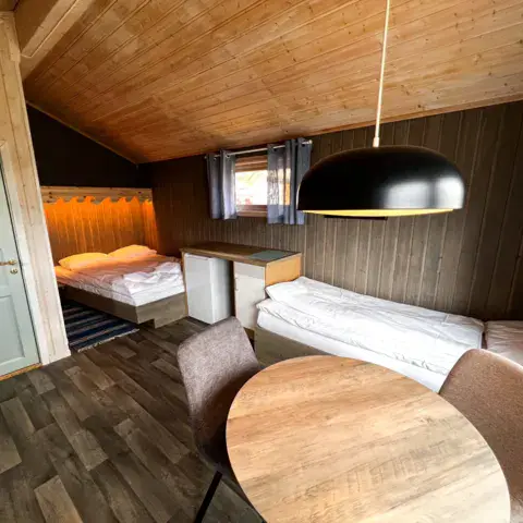 Chambre en bois du camp