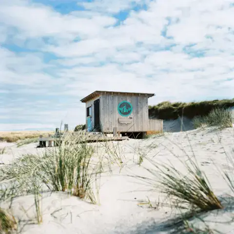 La cabane de l'école dans les dunes de Balevullin