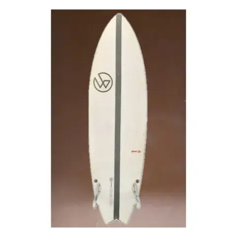 Planche de surf sur mesure de l'atelier