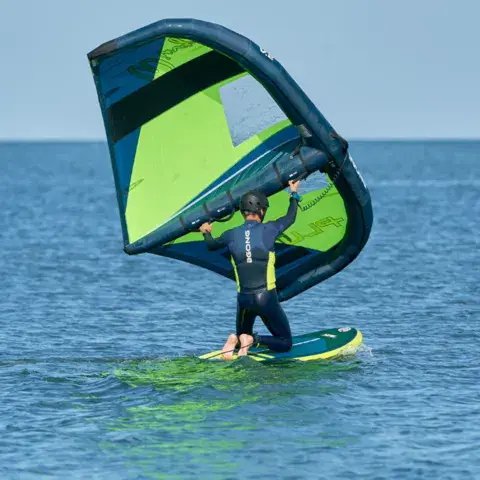 Pratique du wing foil