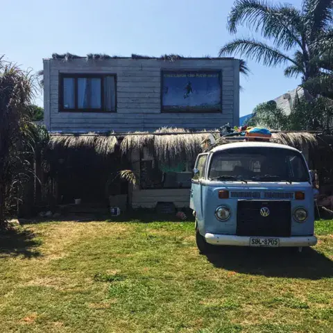 Jardin du camp avec une camionnette aménagée
