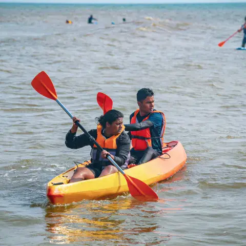 Sortie en kayak double dans la baie