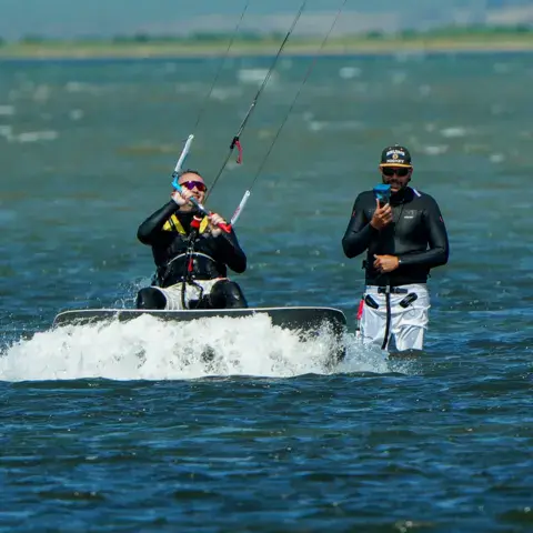 Cours sur l'eau avec le moniteur