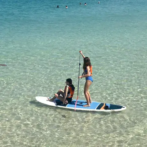Sortie en stand up paddle en eau claire