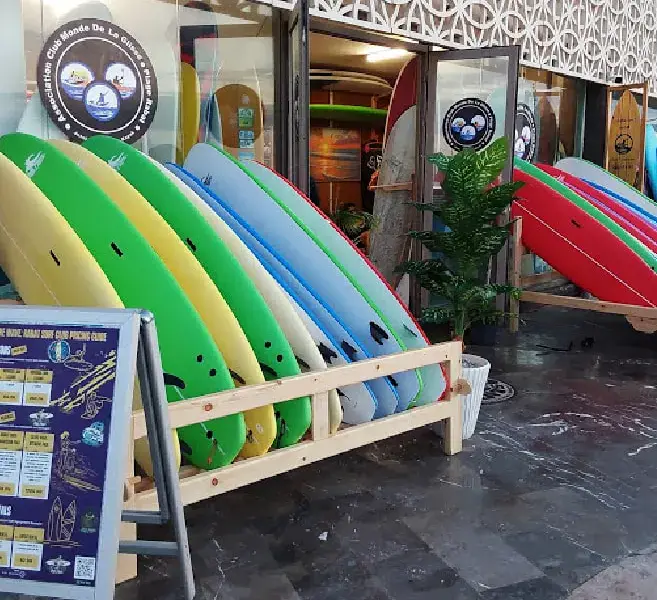 Le club sur la plage des Oudayas
