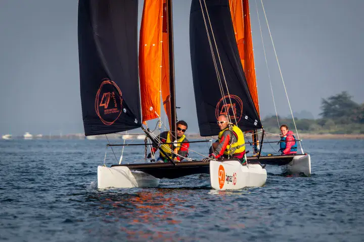47° Nautik, Arradon