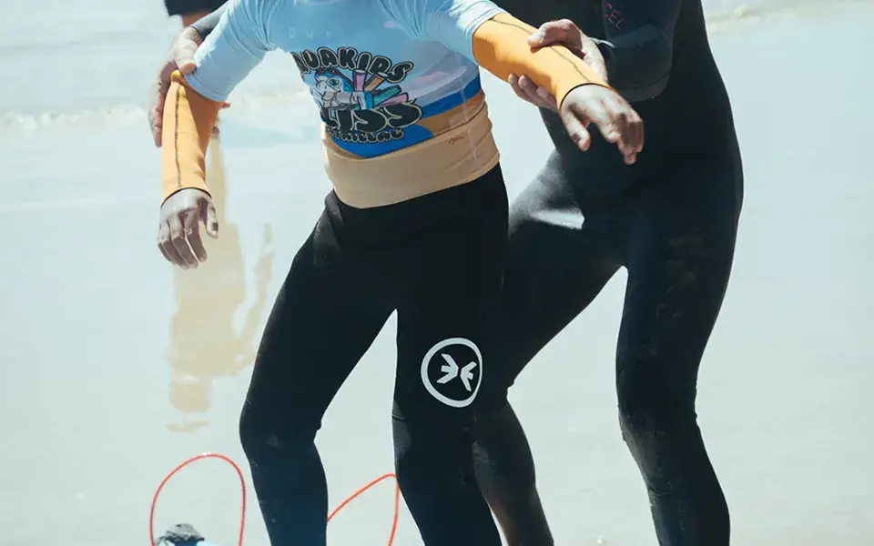 Activités nautiques pour enfants à la plage de Pontaillac