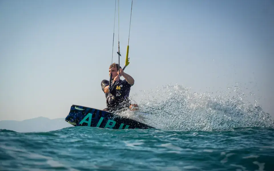 Kitesurfeur sur la baie de Puck
